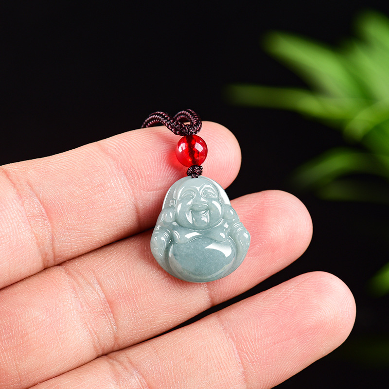 Vintage Fashion Enthusiasts - Myanmar Jadeite Guanyin Buddha Pendant Necklace